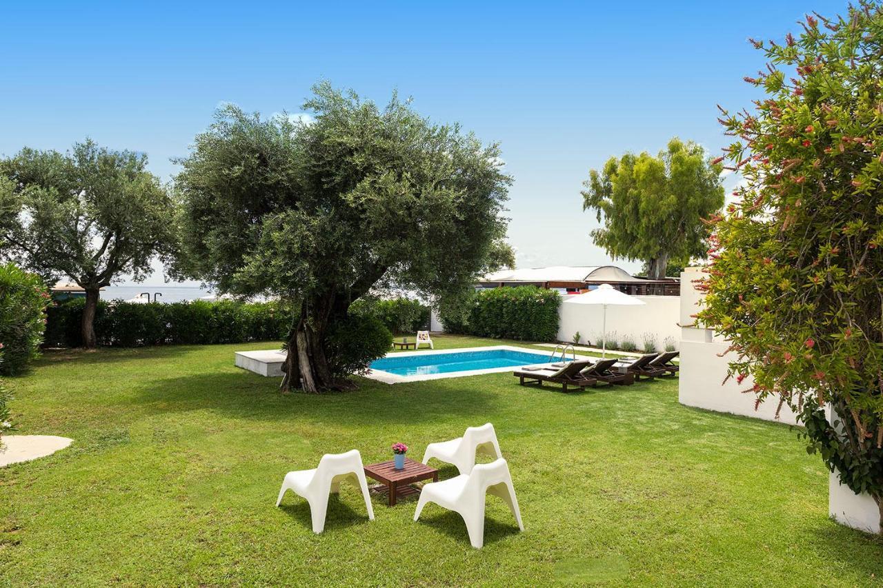 Villa Piedra Del Mar Beachfront By Villa2Be Barbáti Kültér fotó