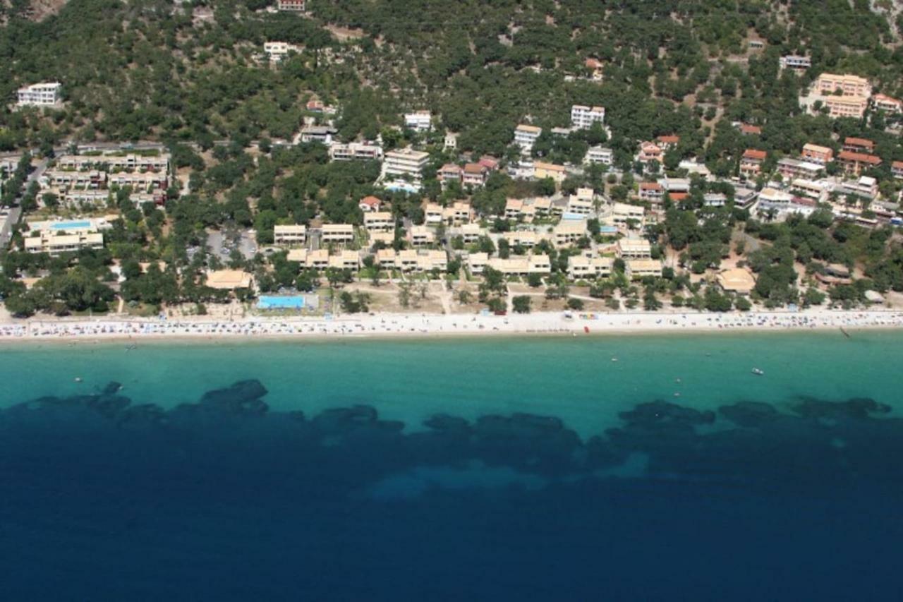 Villa Piedra Del Mar Beachfront By Villa2Be Barbáti Kültér fotó